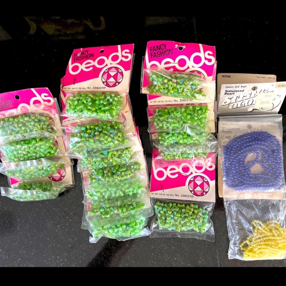Vintage BEADS Craft/Jewelry 1970s 17 Bags full! Unusual